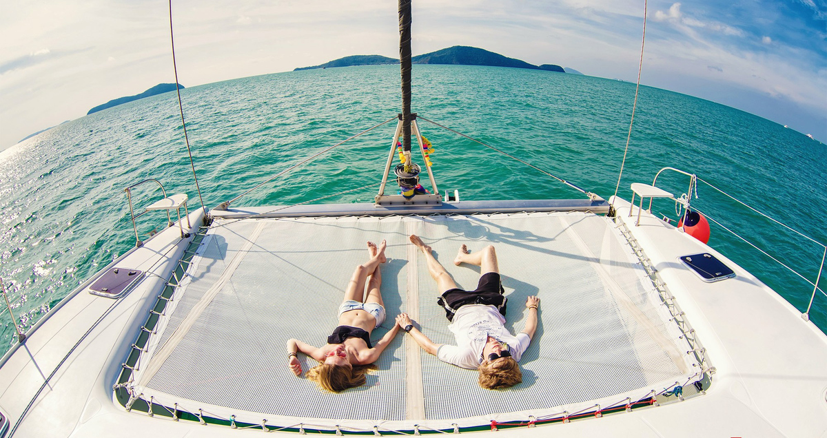 фотосессия на яхте Пхукет фотограф Phuket лавстори lovestory пара пляж девушка цена заказать